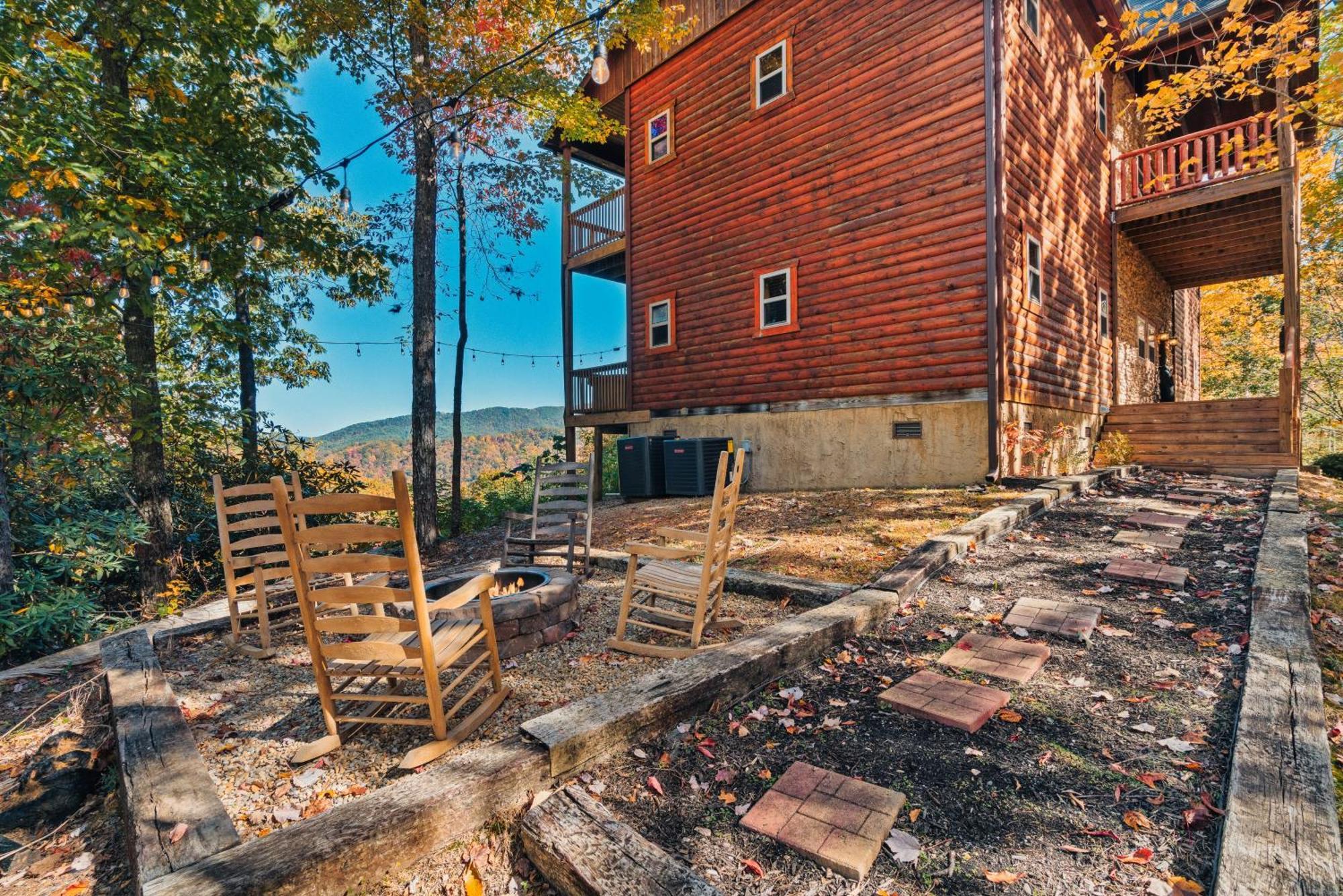 Top Mtn Views, Hottub, Games, 4 Suites, Pets Sevierville Exterior foto